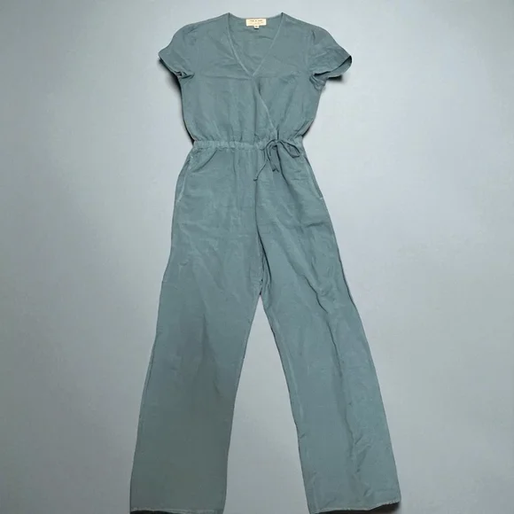 Cloth & Stone Anthropologie Linen Blend Jumpsuit Blue Wrap Short Sleeve Size M - Picture 3 of 16